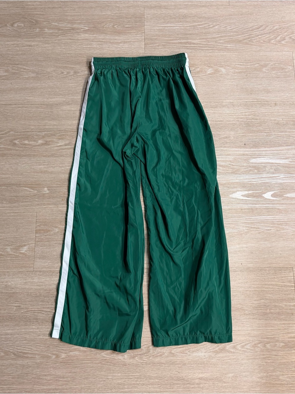 Edikted Green Track Pants - Picture 4 of 4